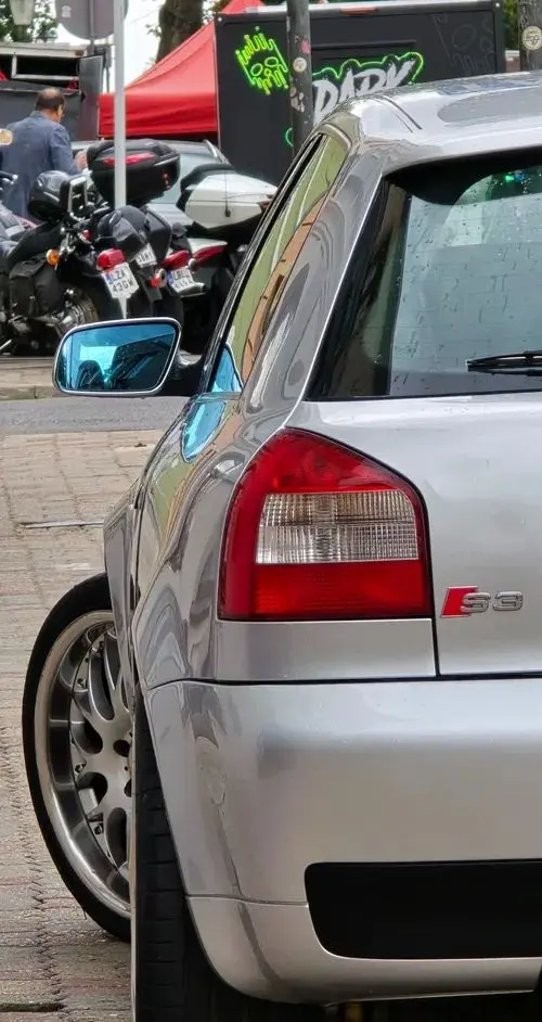 AUDI S3 