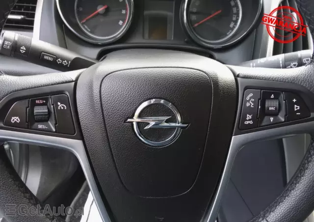 OPEL Astra 1.4 Turbo Design Edition