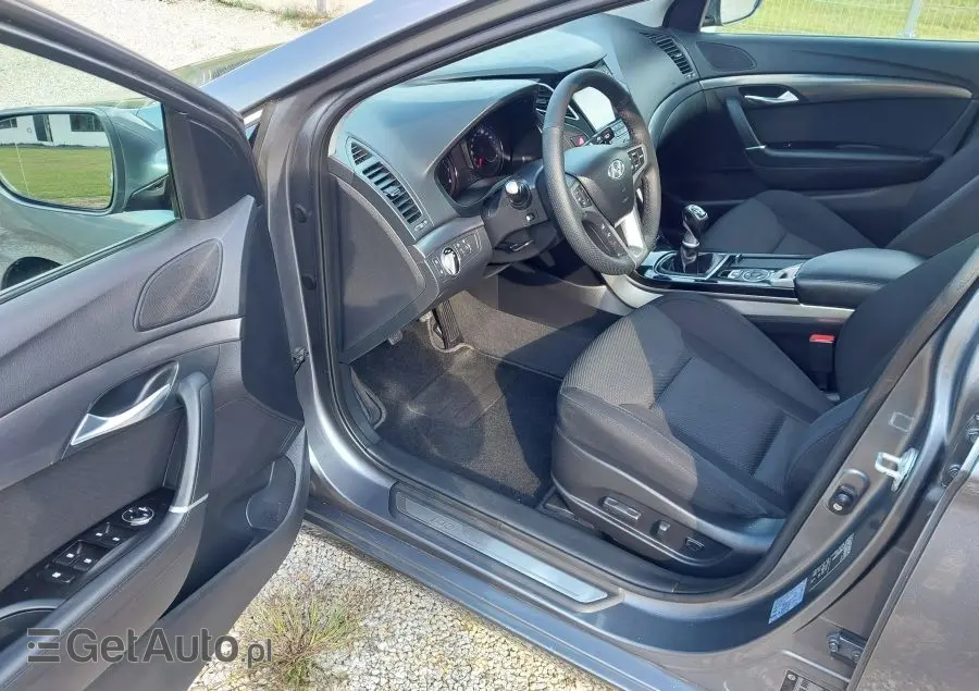 HYUNDAI I40 2.0 Premium