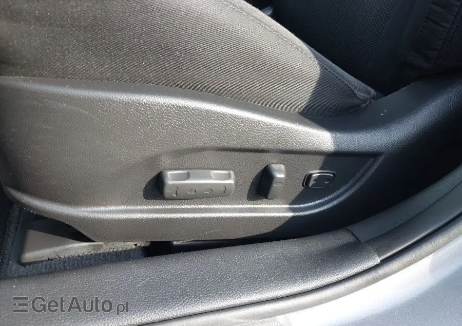 HYUNDAI I40 2.0 Premium