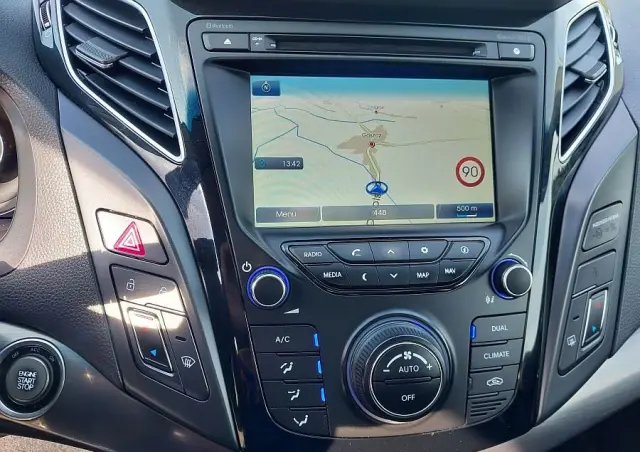 HYUNDAI I40 2.0 Premium