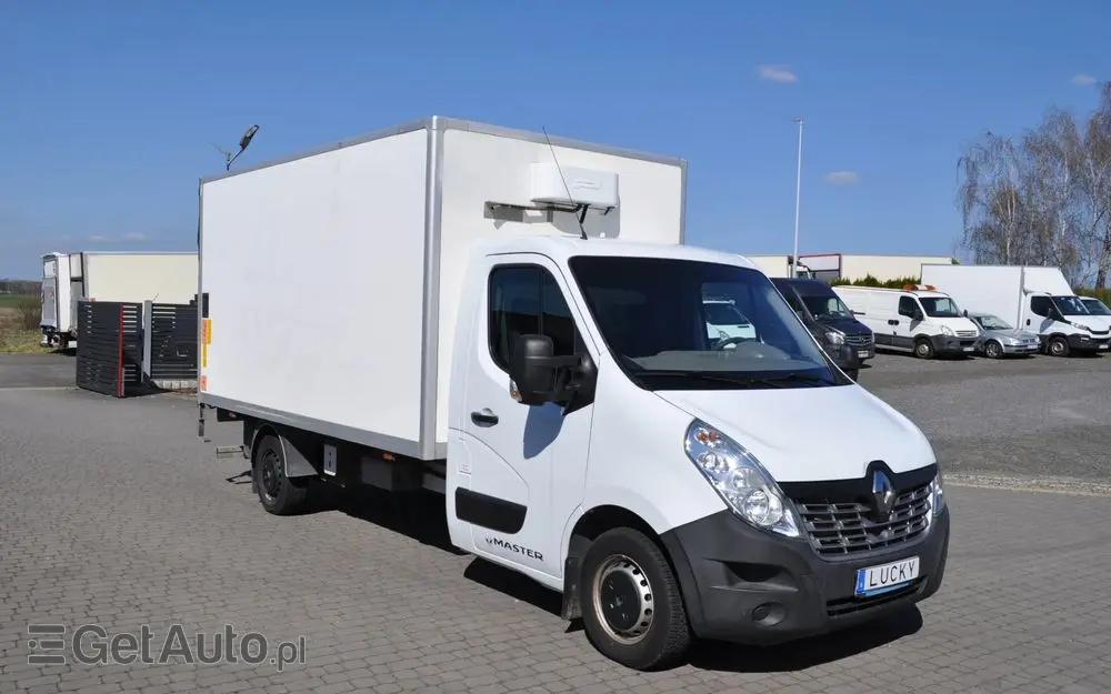 RENAULT Master  WEBASTO Winda Izoterma 170km Poduszki Grzany Kontener 
