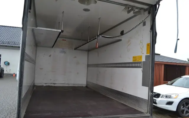 RENAULT Master  WEBASTO Winda Izoterma 170km Poduszki Grzany Kontener 