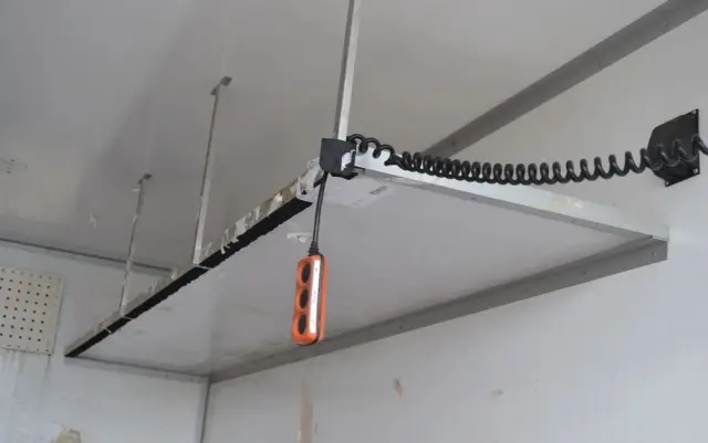 RENAULT Master  WEBASTO Winda Izoterma 170km Poduszki Grzany Kontener 