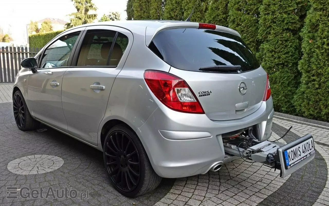 OPEL Corsa 