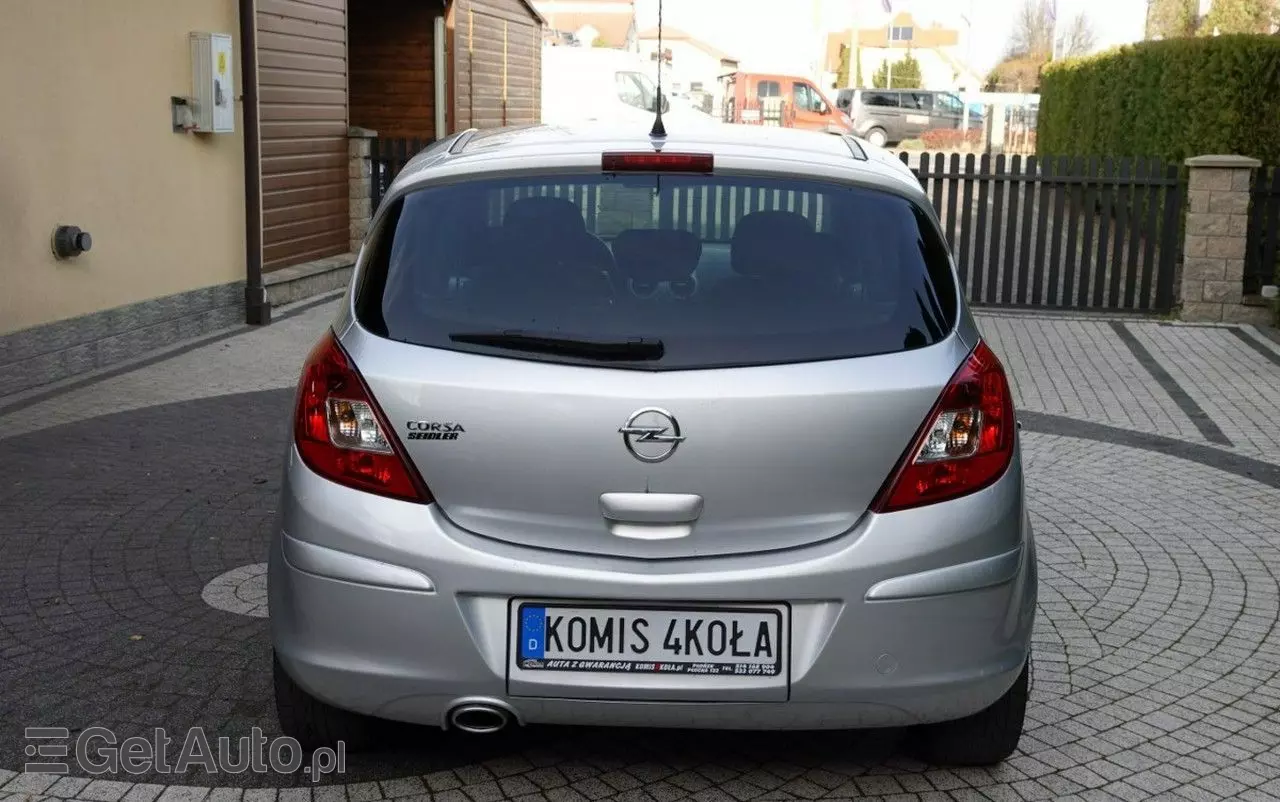 OPEL Corsa 