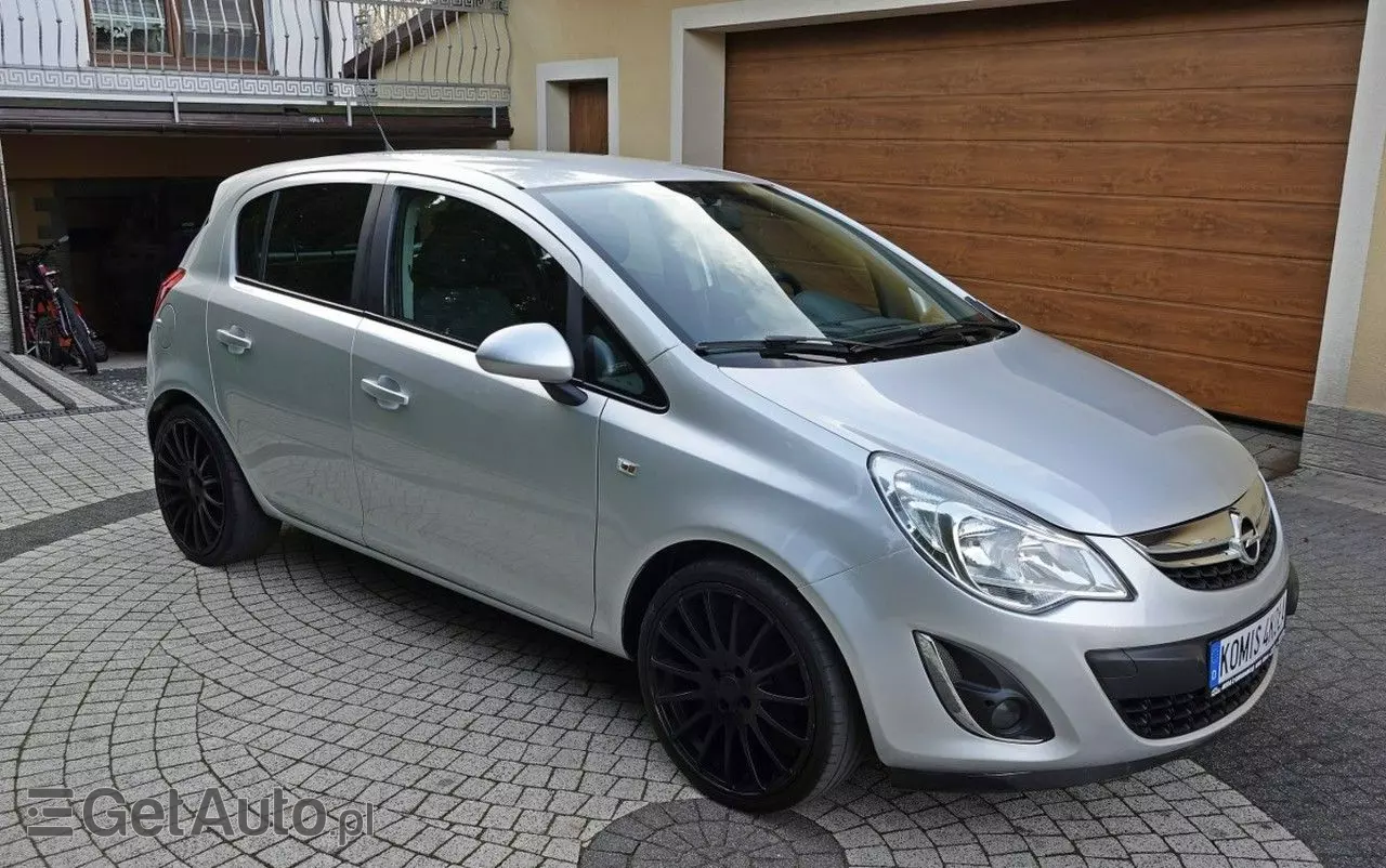 OPEL Corsa 