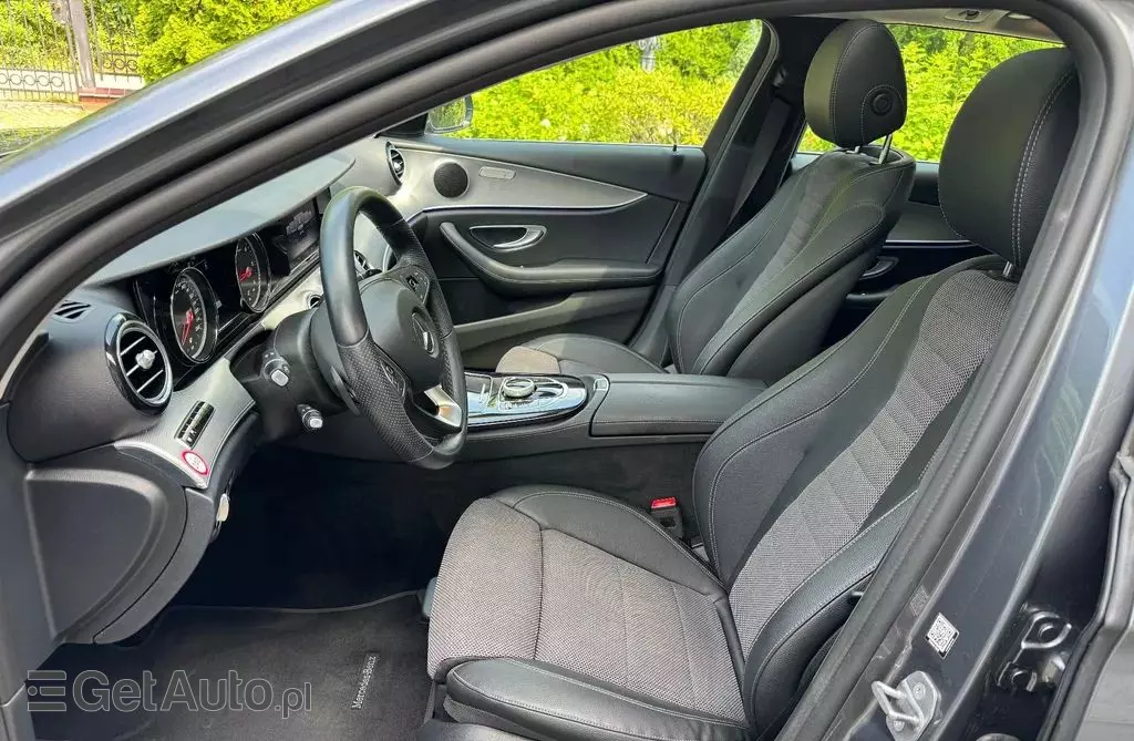 MERCEDES-BENZ Klasa E 