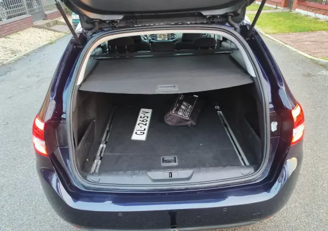 PEUGEOT 308 BlueHDi 120 EAT6 Stop & Start Allure