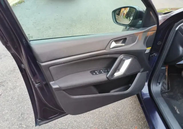 PEUGEOT 308 BlueHDi 120 EAT6 Stop & Start Allure