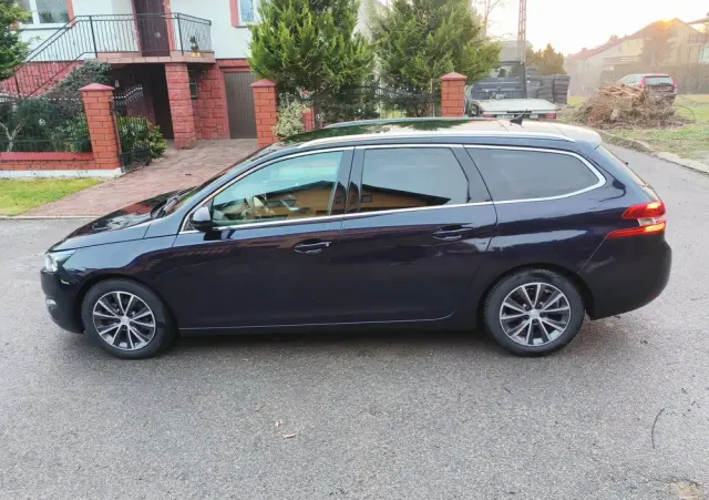 PEUGEOT 308 BlueHDi 120 EAT6 Stop & Start Allure