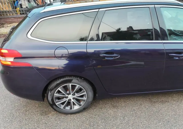 PEUGEOT 308 BlueHDi 120 EAT6 Stop & Start Allure