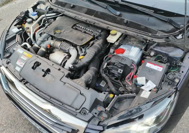 PEUGEOT 308 BlueHDi 120 EAT6 Stop & Start Allure