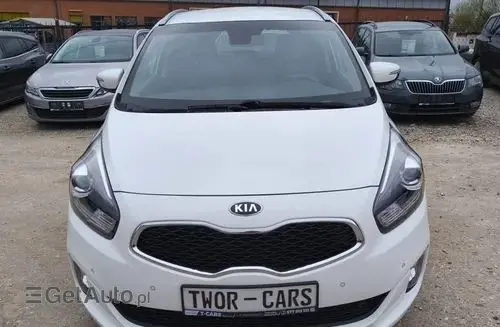 KIA Carens 
