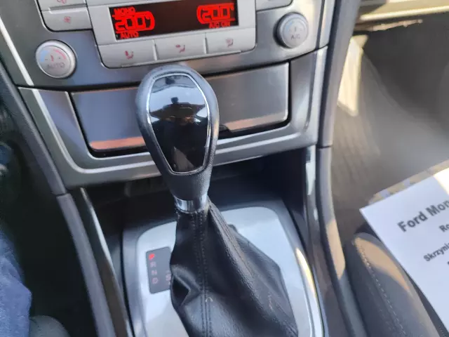 FORD Mondeo Ghia