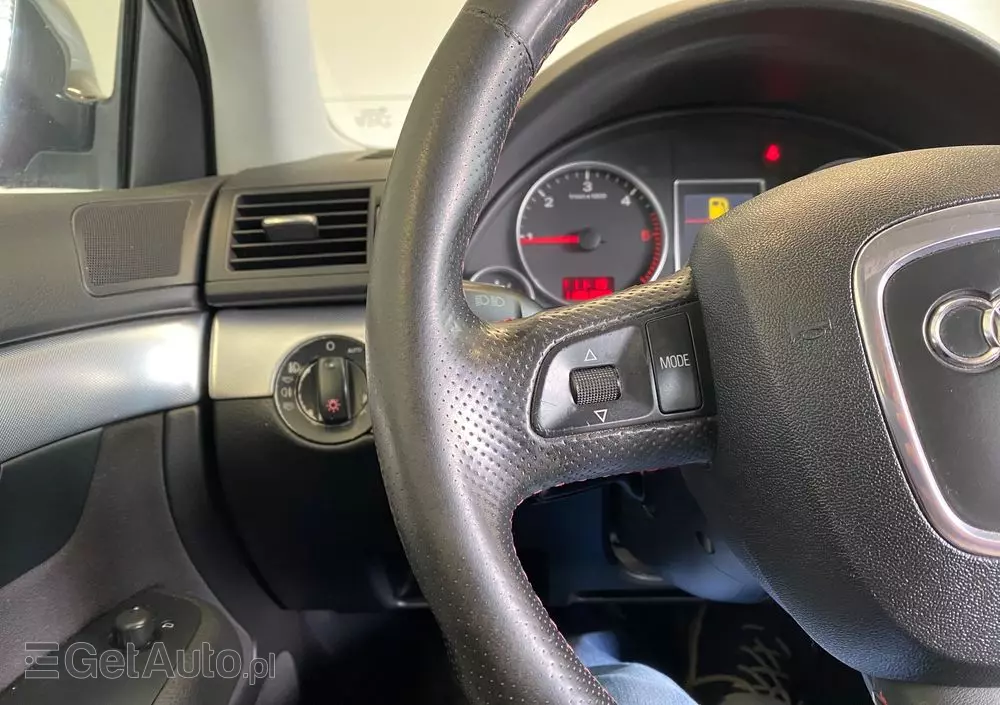 AUDI A4 Avant 2.0 TDI