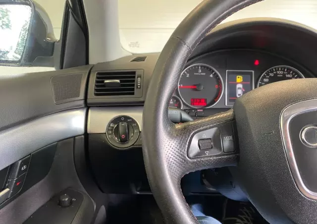 AUDI A4 Avant 2.0 TDI