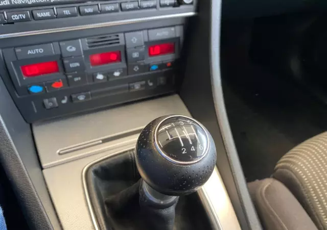 AUDI A4 Avant 2.0 TDI