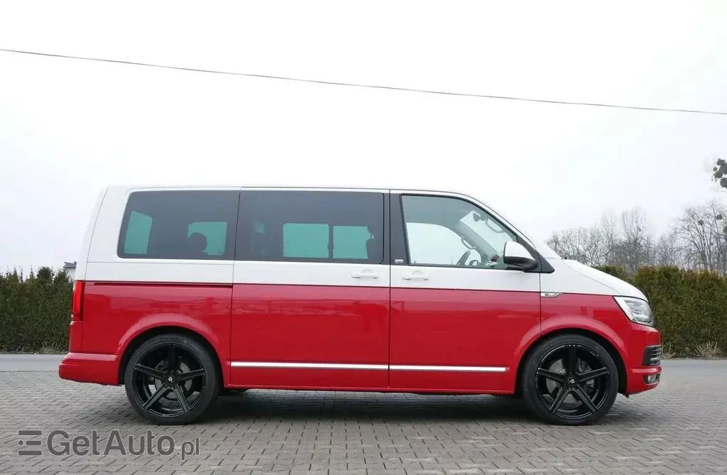 VOLKSWAGEN Multivan 