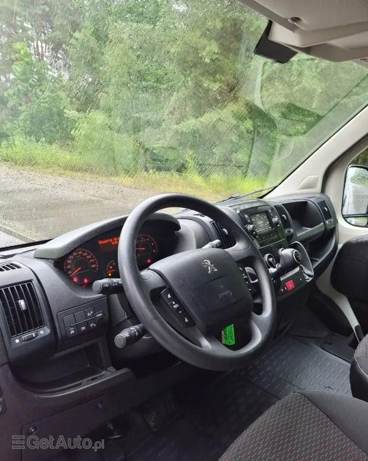 PEUGEOT Boxer 