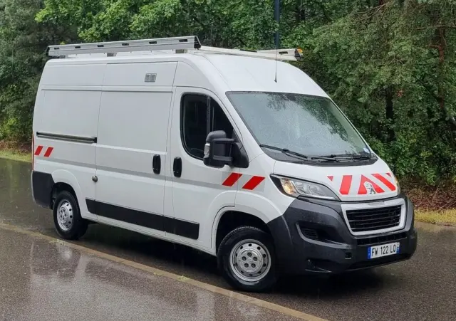PEUGEOT Boxer 