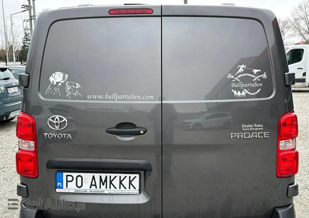 TOYOTA Proace 
