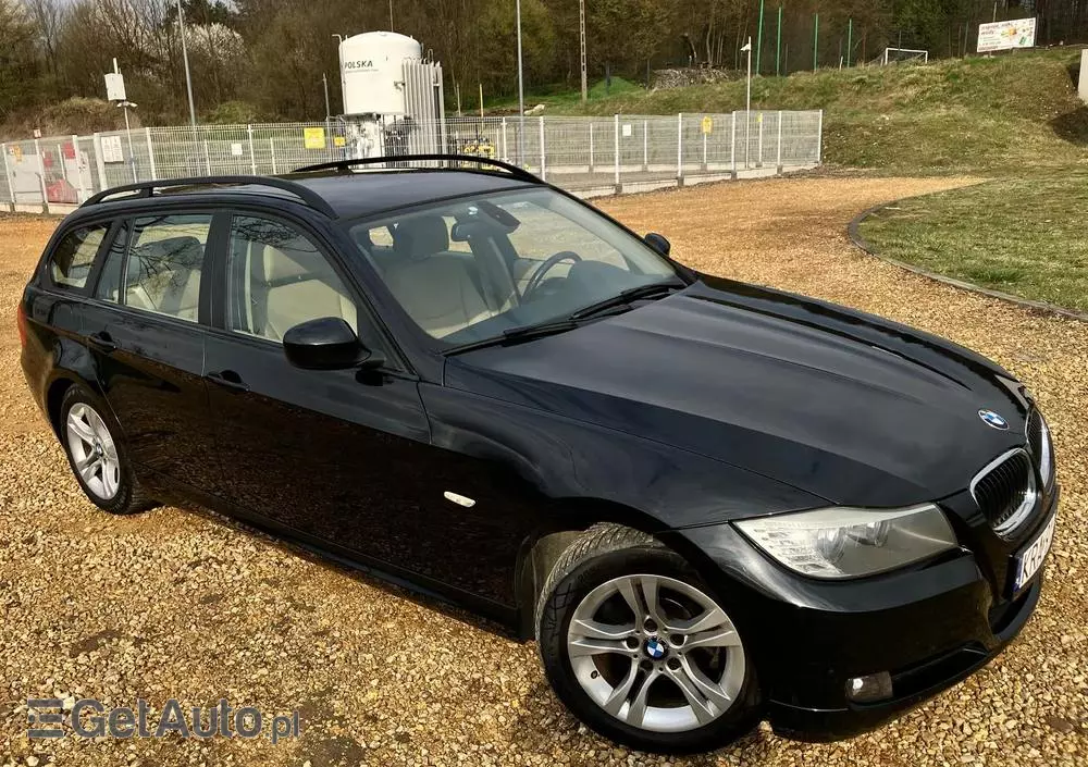 BMW Seria 3 318i Touring Edition Exclusive