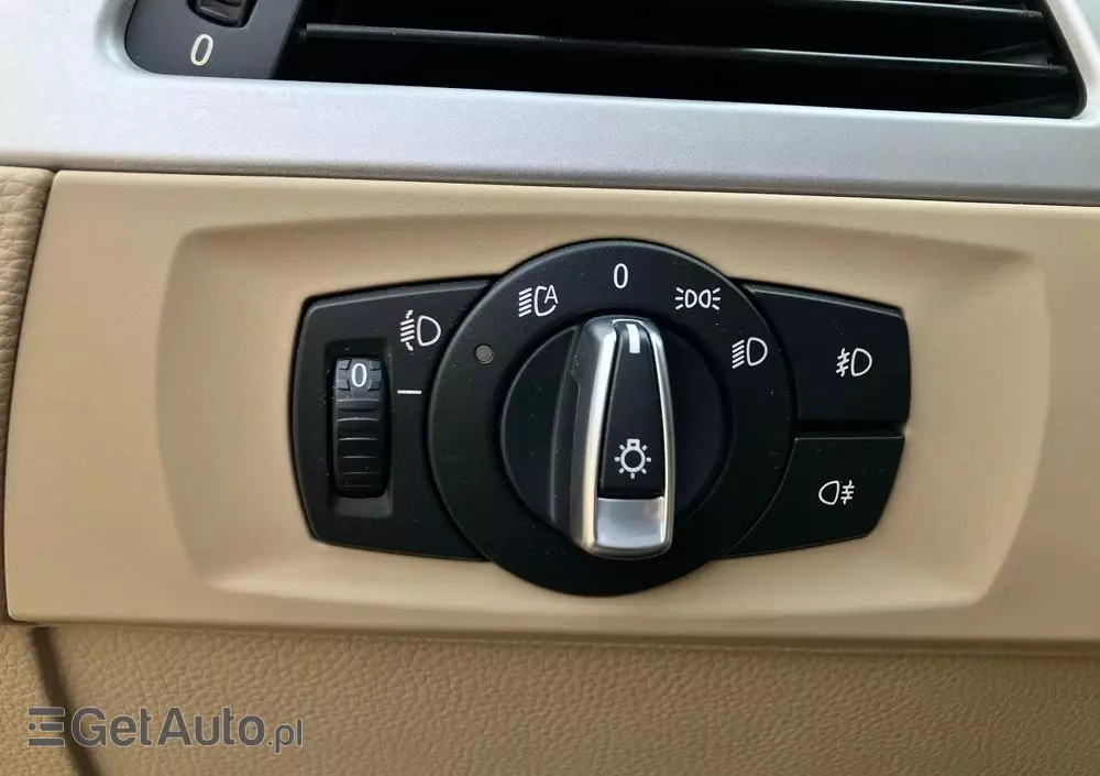 BMW Seria 3 318i Touring Edition Exclusive