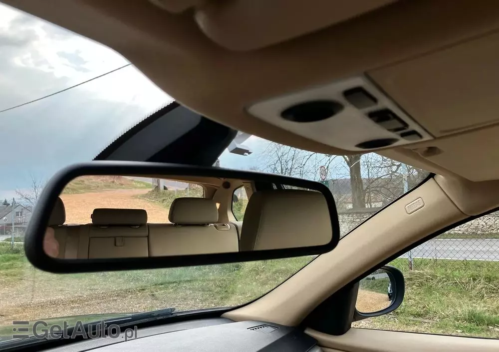 BMW Seria 3 318i Touring Edition Exclusive