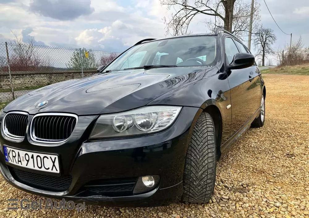 BMW Seria 3 318i Touring Edition Exclusive