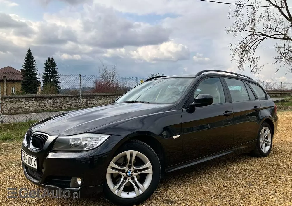 BMW Seria 3 318i Touring Edition Exclusive