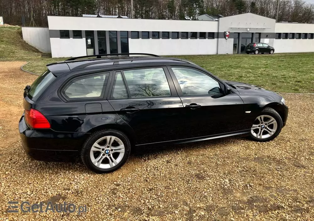 BMW Seria 3 318i Touring Edition Exclusive