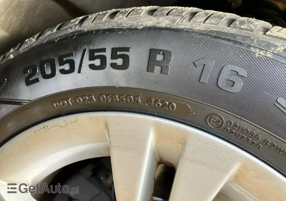 BMW Seria 3 318i Touring Edition Exclusive