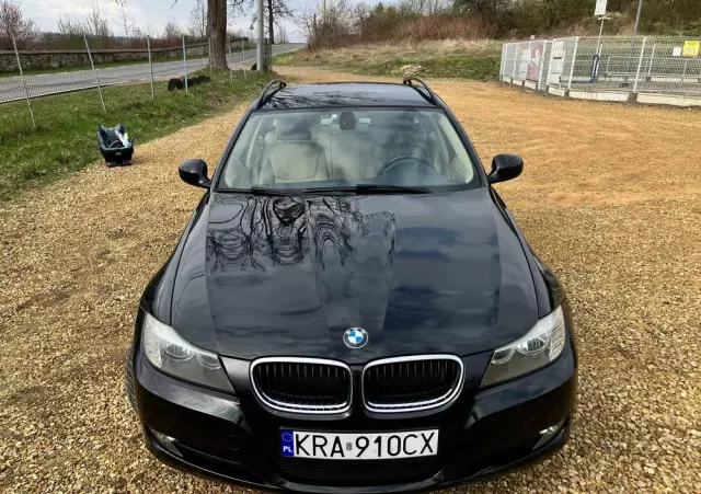 BMW Seria 3 318i Touring Edition Exclusive