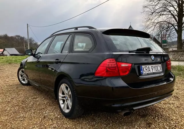 BMW Seria 3 318i Touring Edition Exclusive