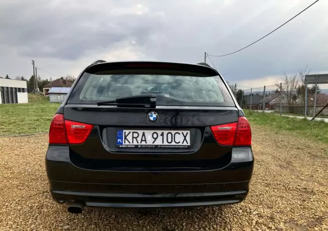 BMW Seria 3 318i Touring Edition Exclusive