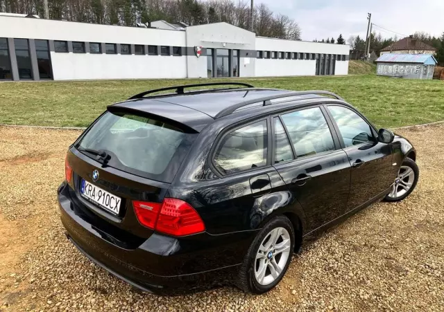 BMW Seria 3 318i Touring Edition Exclusive
