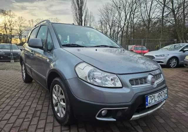 FIAT Sedici 1.6 16V 4x4 Lounge
