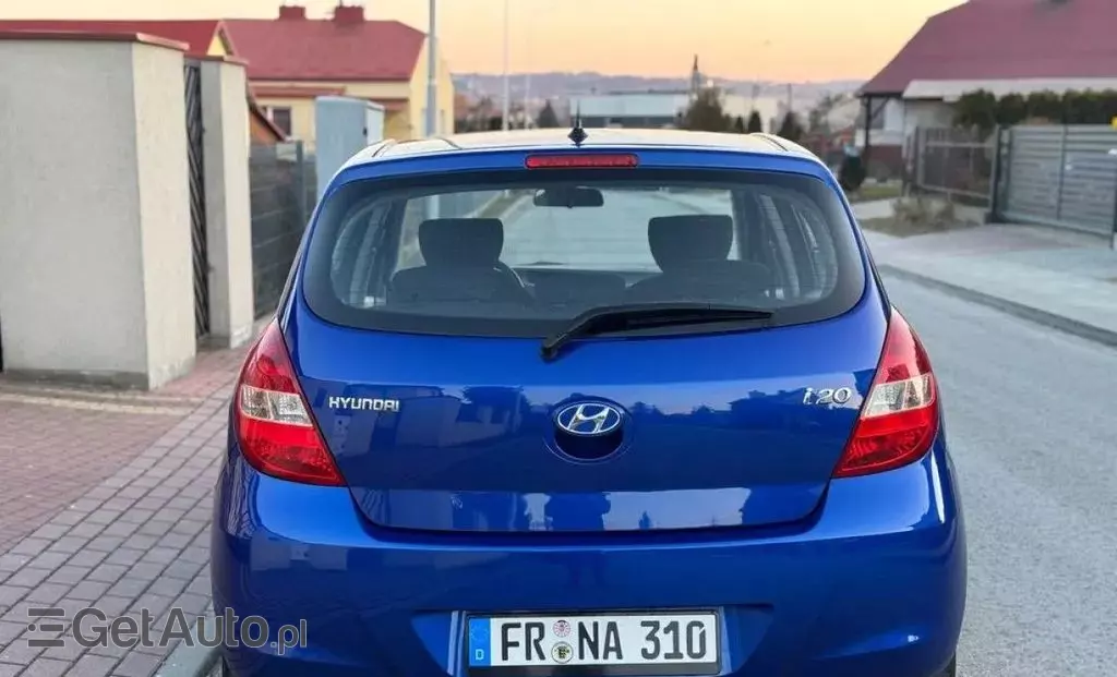 HYUNDAI I20 