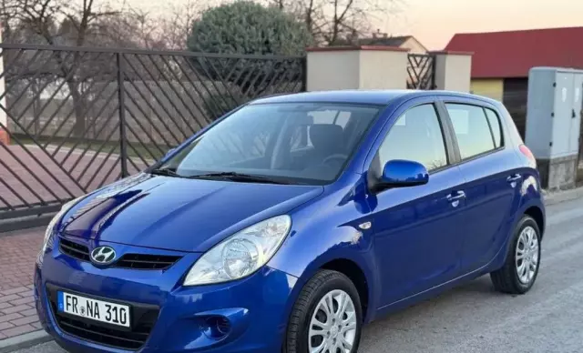 HYUNDAI I20 