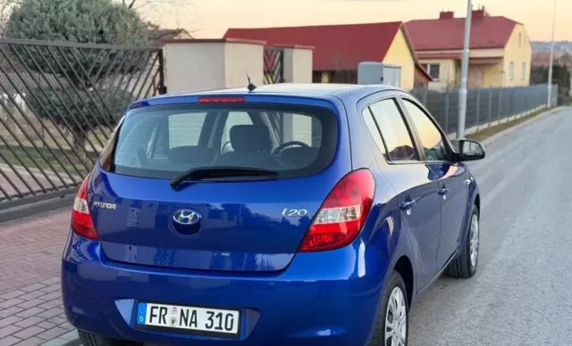 HYUNDAI I20 