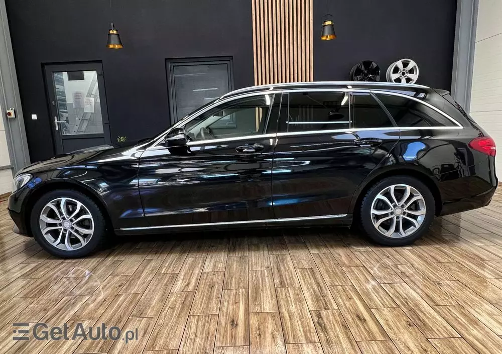 MERCEDES-BENZ Klasa C 200 7G-TRONIC