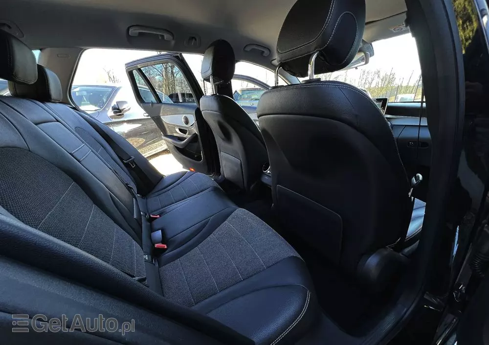 MERCEDES-BENZ Klasa C 200 7G-TRONIC
