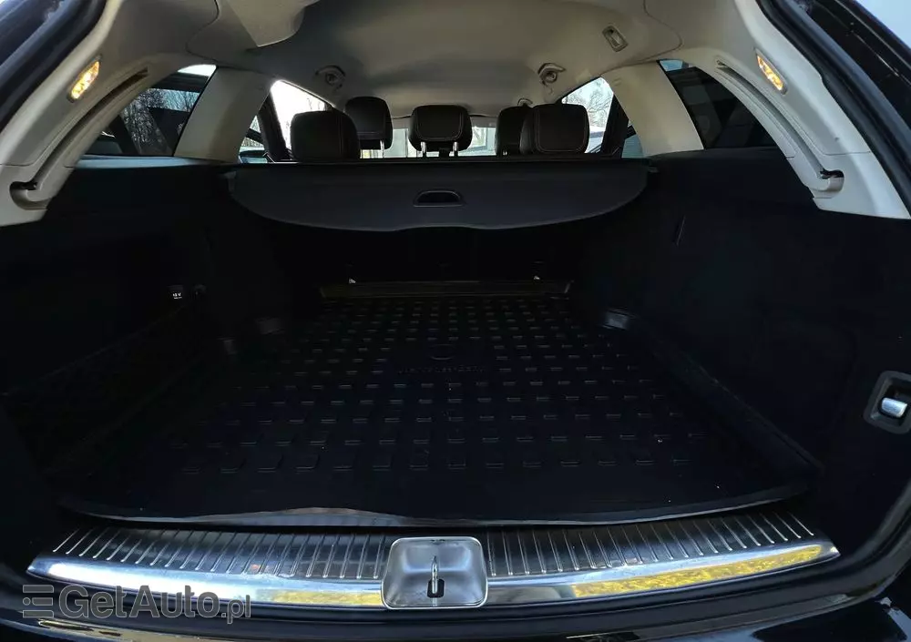 MERCEDES-BENZ Klasa C 200 7G-TRONIC