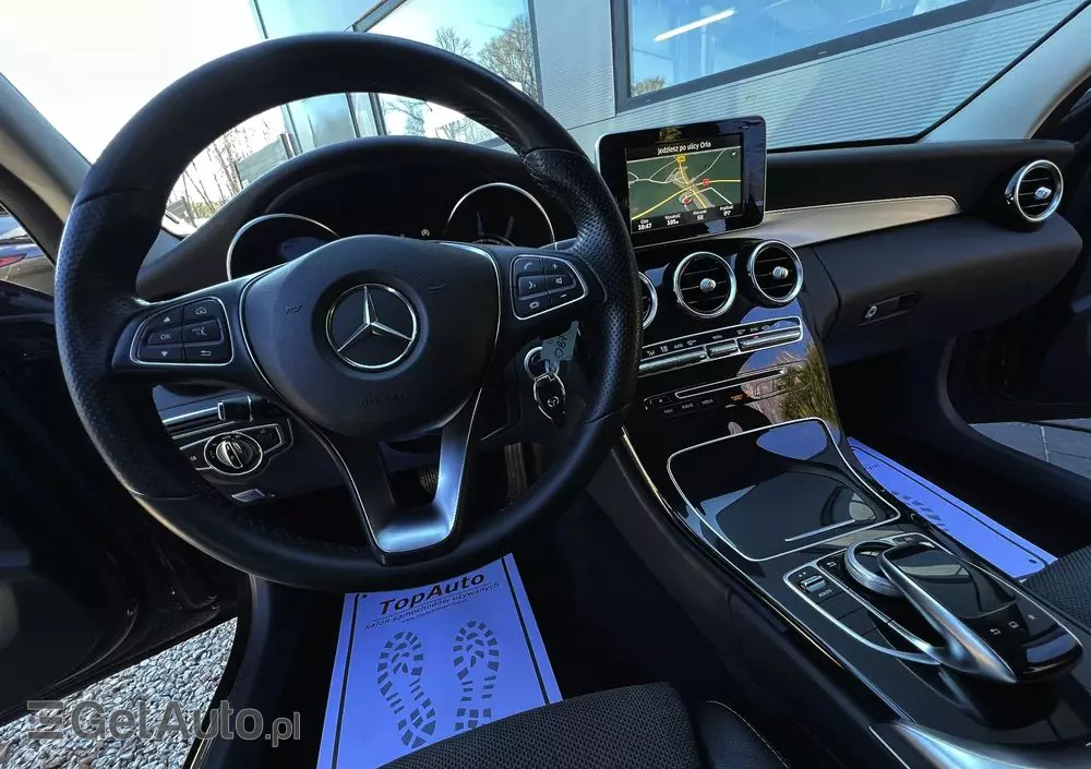 MERCEDES-BENZ Klasa C 200 7G-TRONIC