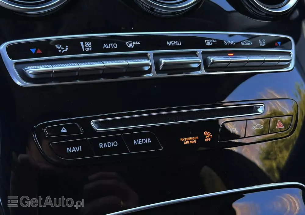 MERCEDES-BENZ Klasa C 200 7G-TRONIC