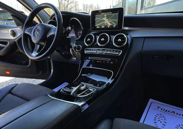 MERCEDES-BENZ Klasa C 200 7G-TRONIC