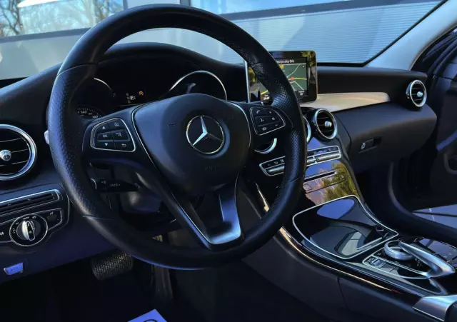 MERCEDES-BENZ Klasa C 200 7G-TRONIC