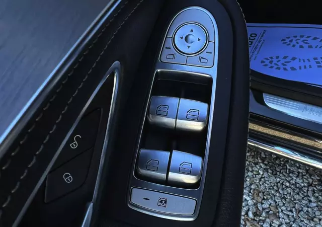 MERCEDES-BENZ Klasa C 200 7G-TRONIC