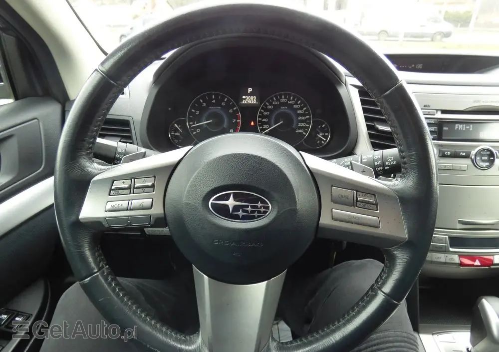 SUBARU Outback 2.5i Lineartronic Active